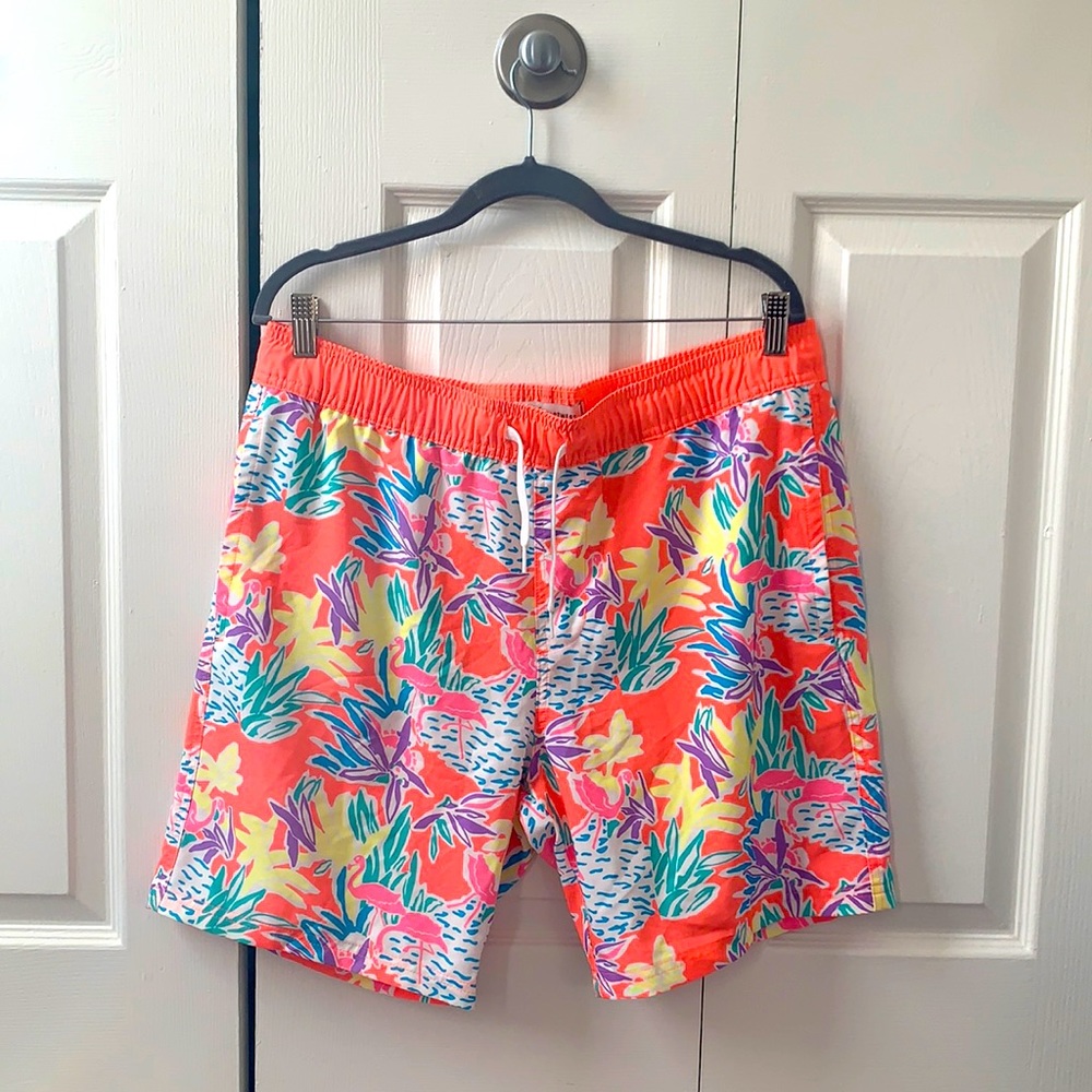 Men’s swim shorts
